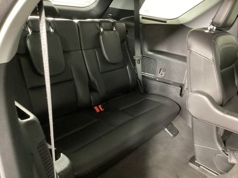 Used 2023 Ford Explorer XLT w/ Equipment Group 202A AWD/4WD image 13