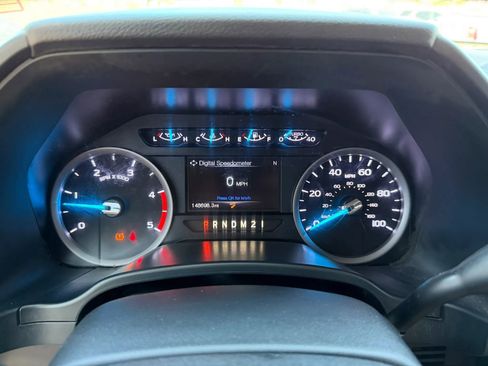 Used 2019 Ford F250 XLT w/ XLT Premium Package image 12