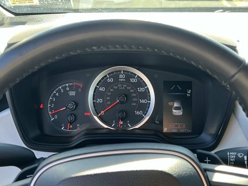 Used 2022 Toyota Corolla SE image 27