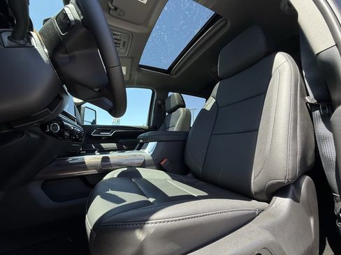 New 2025 Chevrolet Silverado 2500 LTZ w/ Trail Boss Package image 28