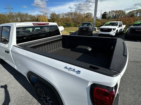 New 2026 GMC Sierra 1500 Pro w/ Graphite Edition AWD/4WD image 31