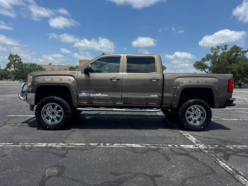 Used 2014 GMC Sierra 1500 SLE w/ SLE Value Package AWD/4WD image 9