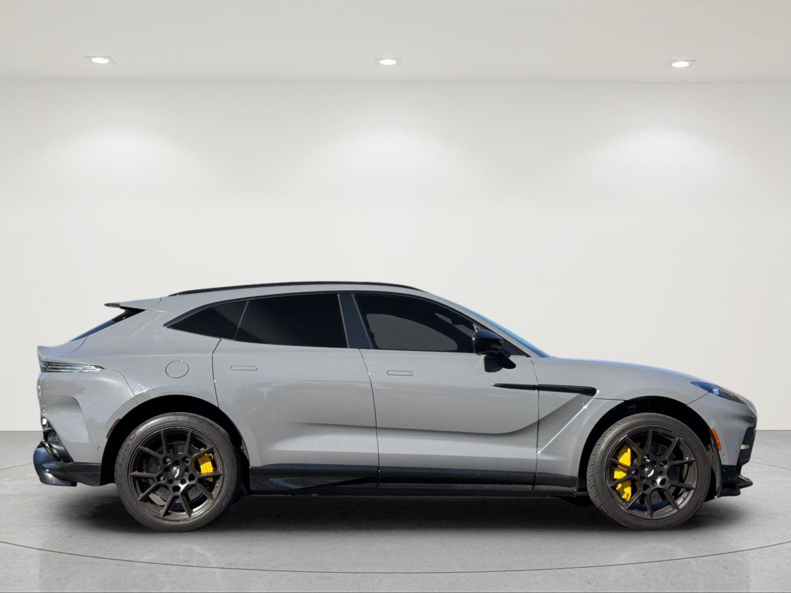 Used 2023 Aston Martin DBX 707 AWD/4WD image 6