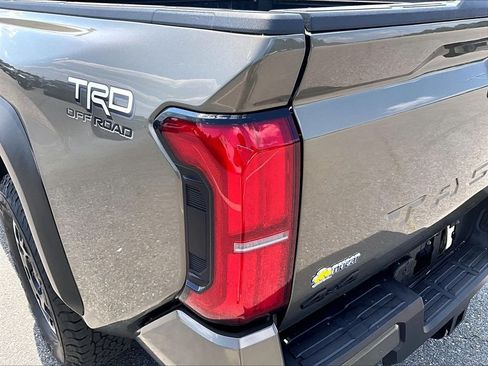 Used 2024 Toyota Tacoma TRD Off-Road AWD/4WD image 34