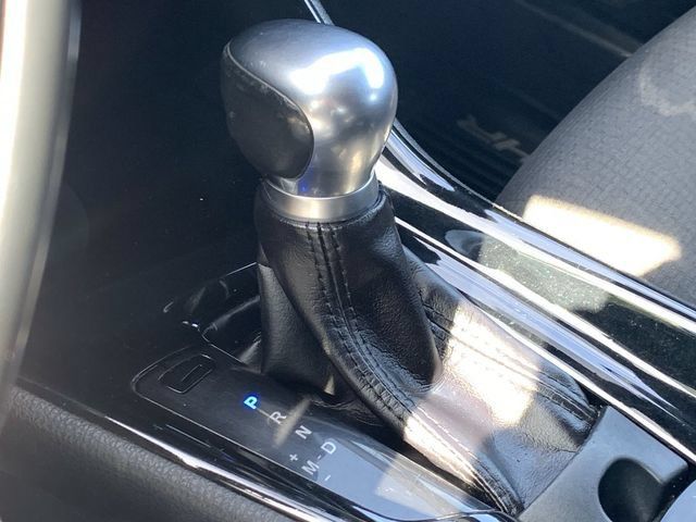 Used 2019 Toyota C-HR XLE FWD image 26