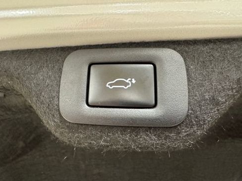 Used 2023 Lexus ES 350 w/ Premium Package FWD image 24
