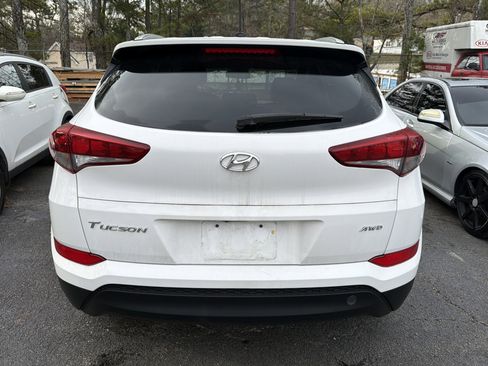 Used 2017 Hyundai Tucson SE image 5