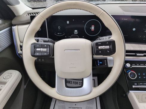 Used 2025 Hyundai Santa Fe Calligraphy image 14