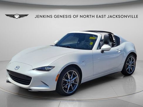 Used 2022 MAZDA MX-5 Miata RF Grand Touring RWD image 6