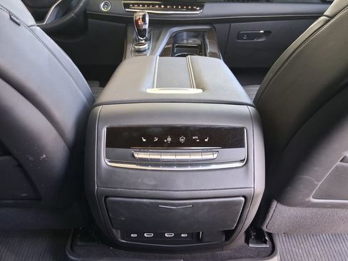 Used 2024 Cadillac Escalade Sport Platinum RWD image 27