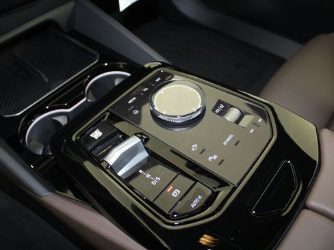 New 2026 BMW 530i w/ M Sport Package image 17