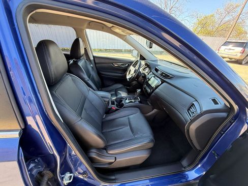 Used 2018 Nissan Rogue SL image 12