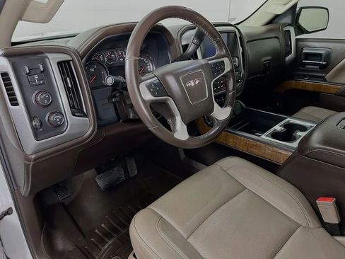 Used 2016 GMC Sierra 2500 SLT w/ Suspension Package, Off-Road image 10