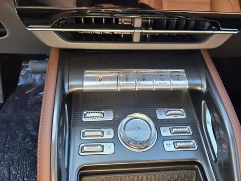 New 2026 Lincoln Nautilus Reserve w/ Jet Appearance Package image 11