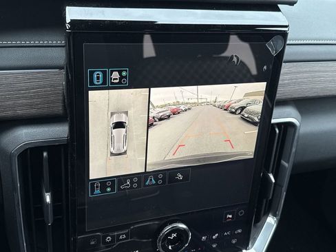 New 2026 GMC Acadia Denali w/ Super Cruise Package image 19