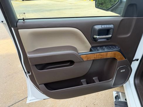 Used 2017 GMC Sierra 1500 SLT w/ SLT Premium Package image 6