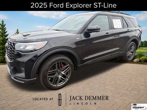Used 2025 Ford Explorer ST-Line w/ Premium Package AWD/4WD image 1