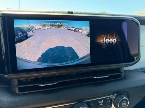 Used 2024 Jeep Wrangler Sport AWD/4WD image 21