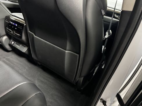 Certified 2026 Acura MDX FWD w/ Technology Package image 39