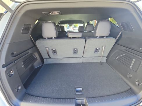 New 2026 Chevrolet Traverse LT image 25