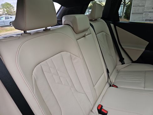 New 2026 BMW X3 xDrive30 w/ Premium Package image 12