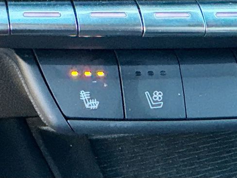 Used 2024 Cadillac CT4 V Blackwing w/ Driver Assist Package image 17