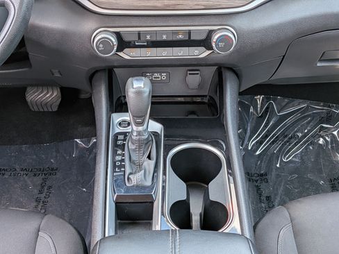 Used 2024 Nissan Altima 2.5 SV FWD image 20