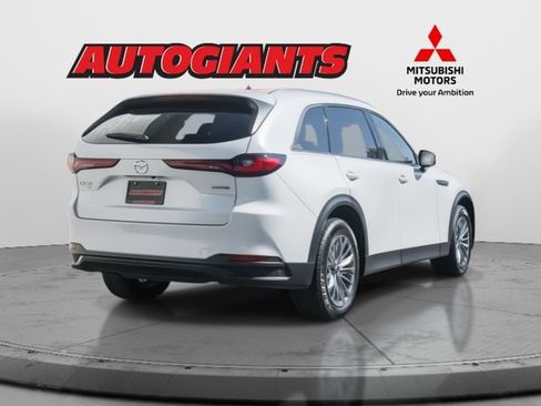 Used 2024 MAZDA CX-90 3.3 Turbo w/ Preferred Package image 4