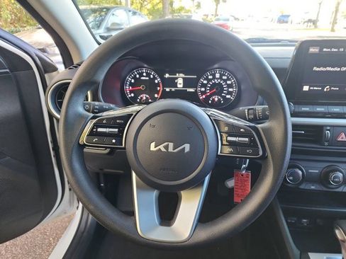 Used 2024 Kia Forte LXS image 24