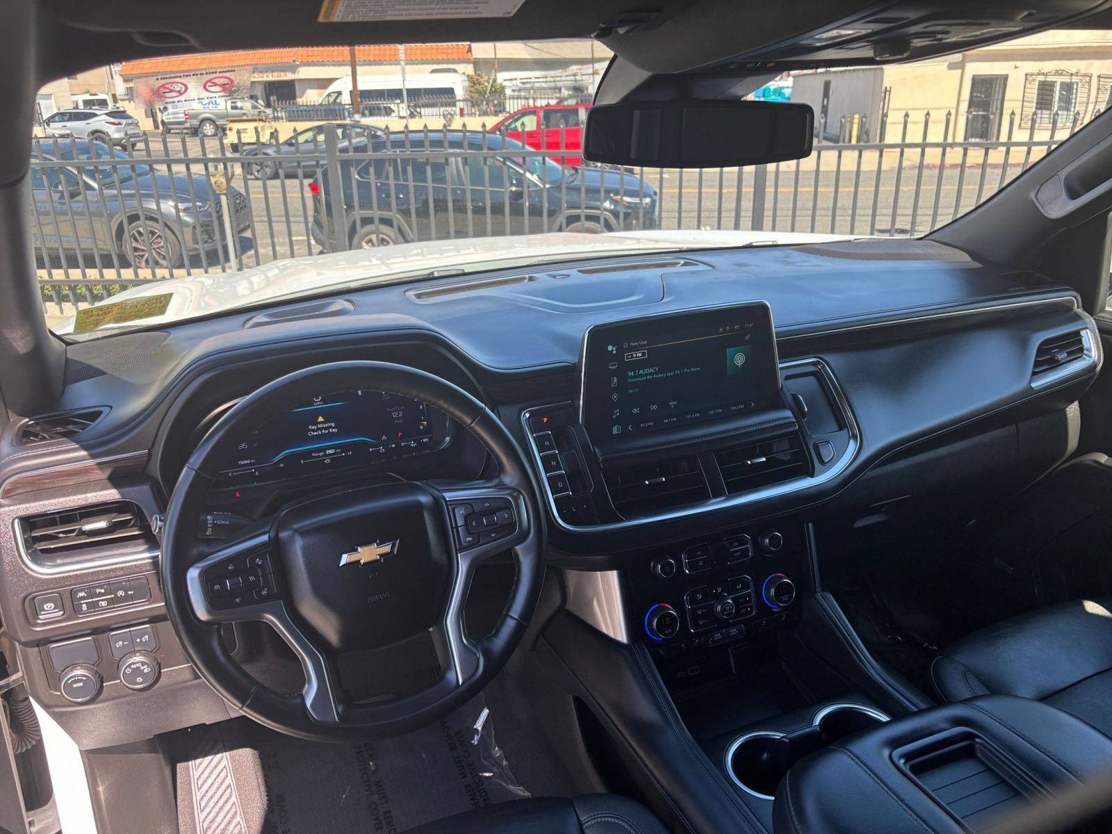 Used 2024 Chevrolet Tahoe LT w/ Luxury Package RWD image 35