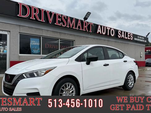 Used 2020 Nissan Versa S image 1