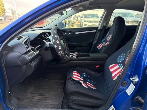 Used 2019 Honda Civic EX image 2