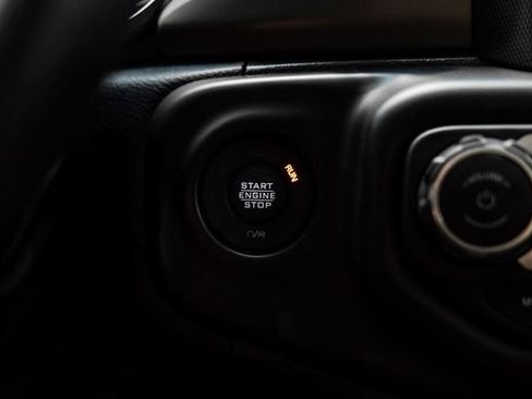 Used 2022 Jeep Wrangler Unlimited Rubicon AWD/4WD image 51