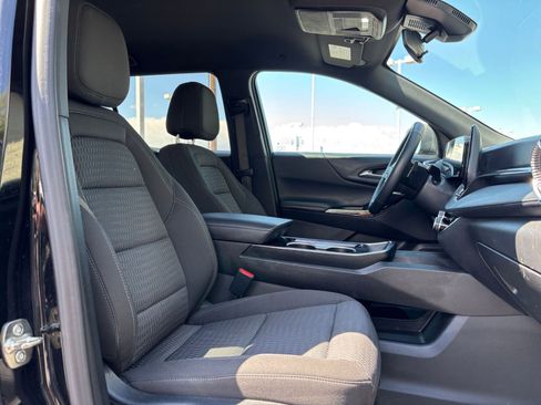 Used 2025 Chevrolet Equinox LT AWD/4WD image 37