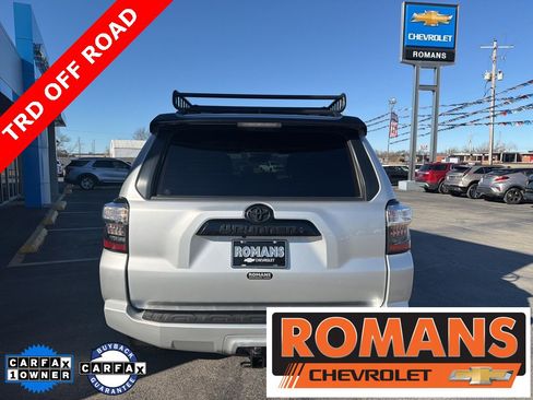 Used 2021 Toyota 4Runner Venture w/ Moonroof Package image 4