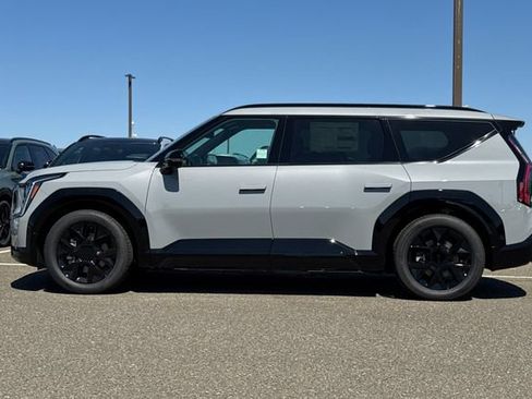 New 2026 Kia EV9 Land w/ Nightfall Edition Package AWD/4WD image 10