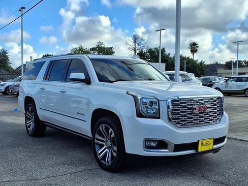 Used 2019 GMC Yukon XL Denali w/ Denali Ultimate Package AWD/4WD image 20