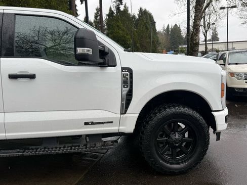 Used 2024 Ford F350 XLT image 15