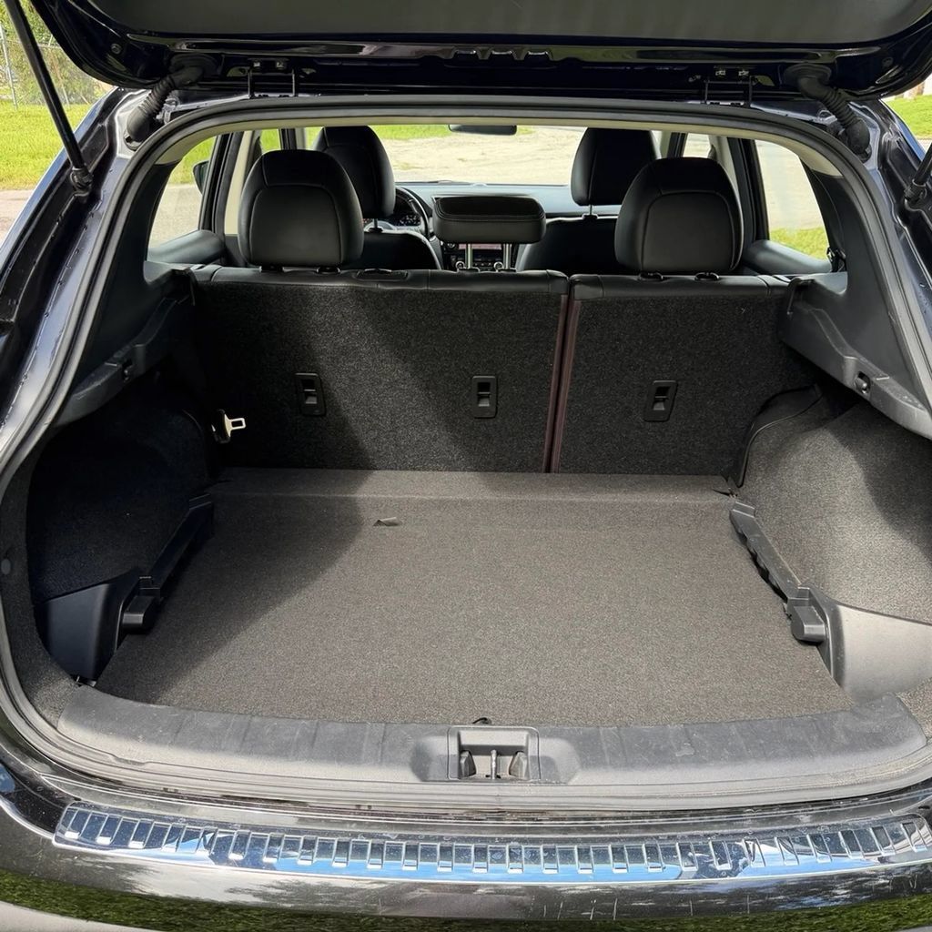 Used 2020 Nissan Rogue Sport SL AWD/4WD image 12