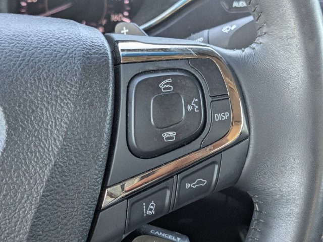 Used 2016 Toyota Avalon Limited w/ Toyota Safety Sense Package FWD image 23
