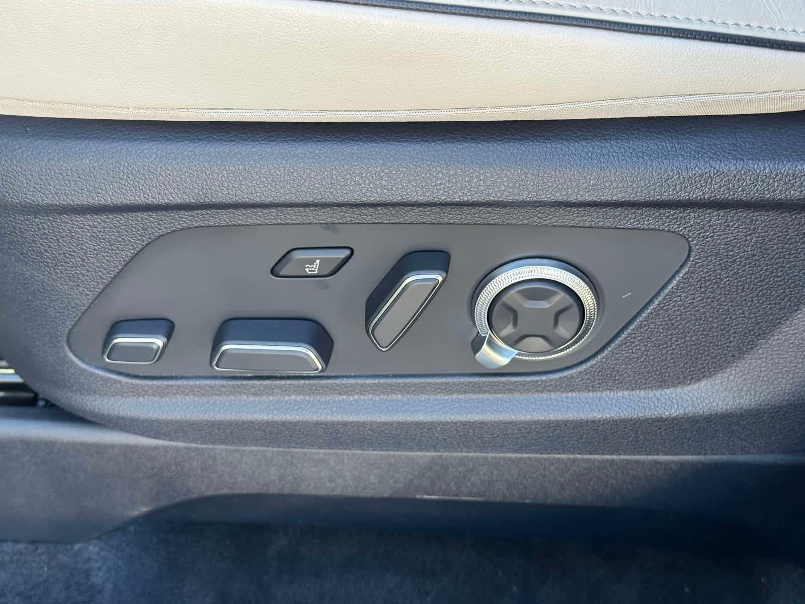 Used 2024 Hyundai Palisade Calligraphy AWD/4WD image 17