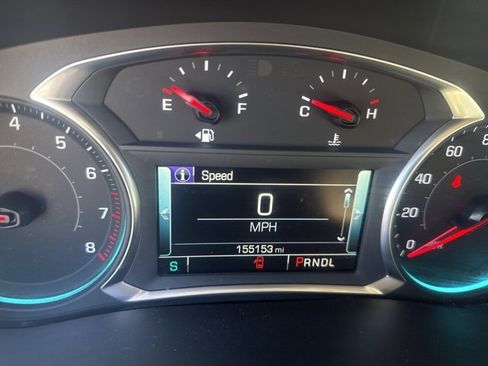 Used 2018 Chevrolet Traverse LT image 16