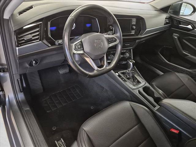 Used 2024 Volkswagen Jetta SE FWD image 10