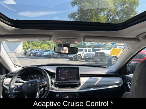 Certified 2022 Jeep Compass Limited w/ Sun and Sound Group image 10