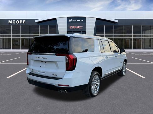 New 2026 GMC Yukon XL Denali w/ Denali Reserve Package image 3