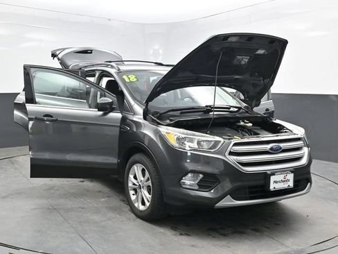 Used 2018 Ford Escape SE AWD/4WD image 41