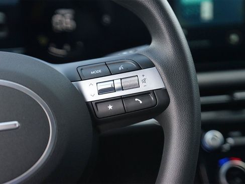 Used 2026 Hyundai Santa Cruz SEL FWD image 23