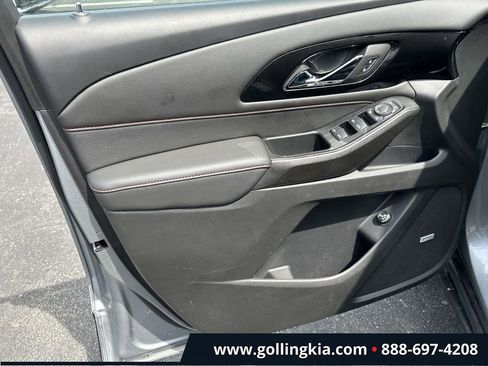 Used 2023 Chevrolet Traverse RS w/ LPO, Floor Liner Package AWD/4WD image 16