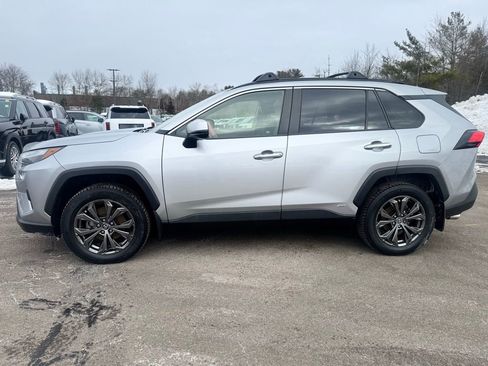 Used 2022 Toyota RAV4 Limited image 2