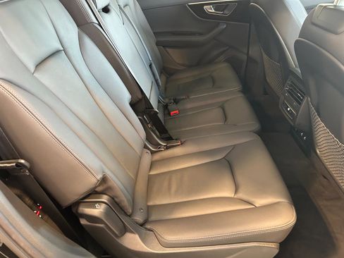 Used 2025 Audi Q7 3.0T Premium Plus image 25